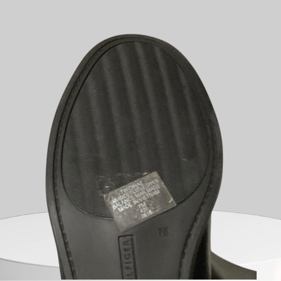 NEW Tommy Hilfiger Black Boots - Picture 6 of 6